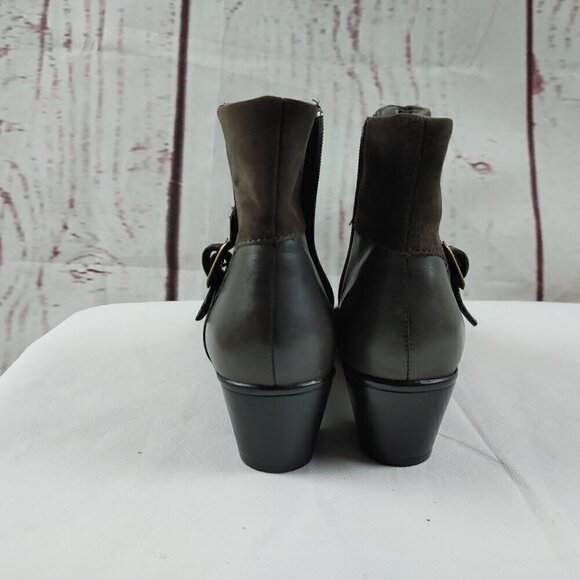 Clarks Bendables Womens Two Tone Gray Brown Leather Ankle Bootie Shoe Size 6.5M - Picture 4 of 10